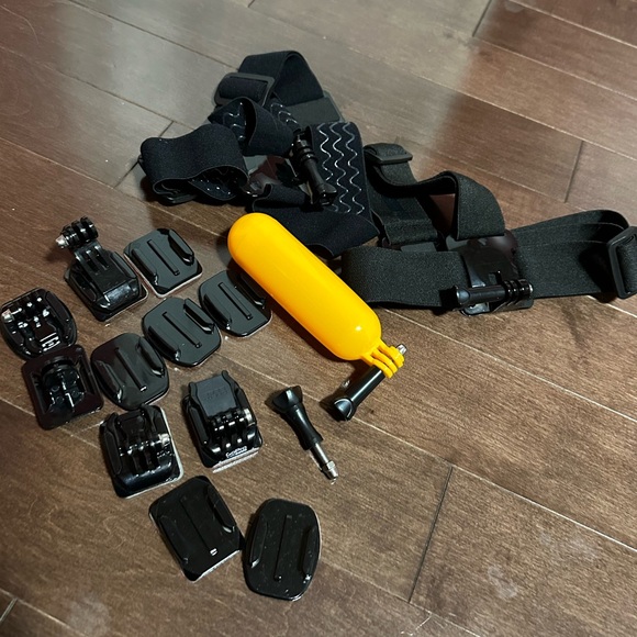 🆕 GO pro gear bundle - Picture 4 of 4